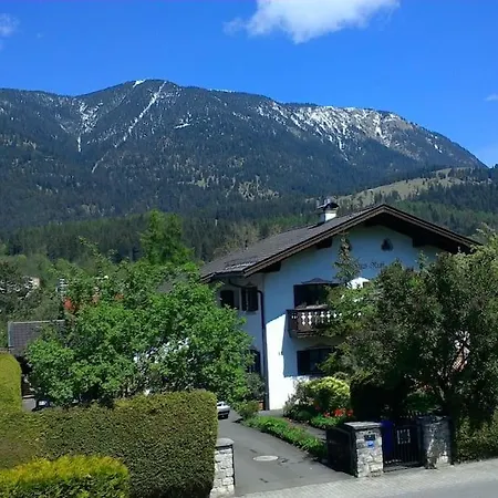 Herberge. 46 Apartment Garmisch-Partenkirchen